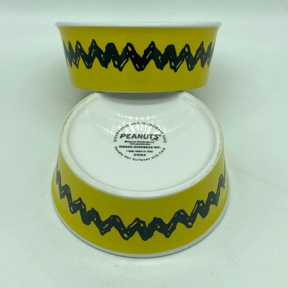 Peanuts Charlie Brown Zig Zag Ceramic Bowls Set of‎ 2 Gibson Yellow Black Gang